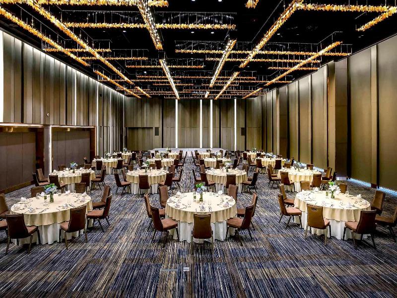 Pullman Bangkok King Power image