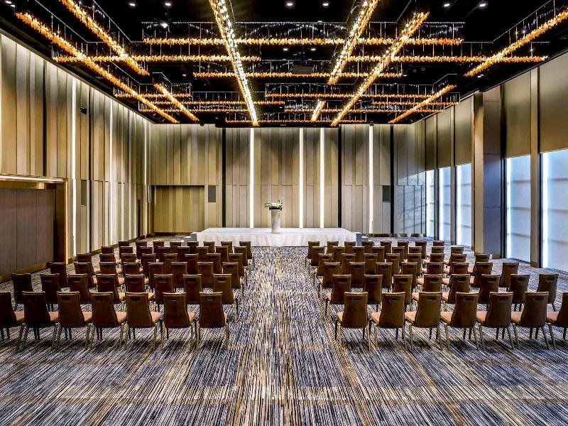 Pullman Bangkok King Power image