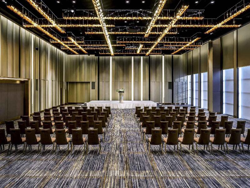 Pullman Bangkok King Power image