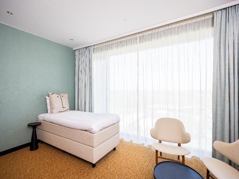 Van der Valk Hotel Schiphol image