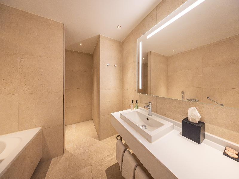 Van der Valk Hotel Schiphol image