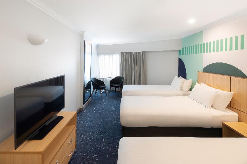 Ibis Styles Sydney Central image