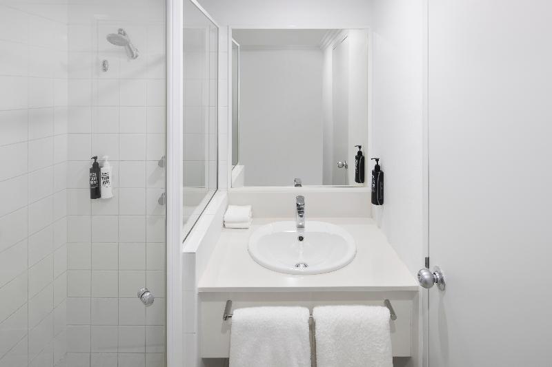 Ibis Styles Sydney Central image