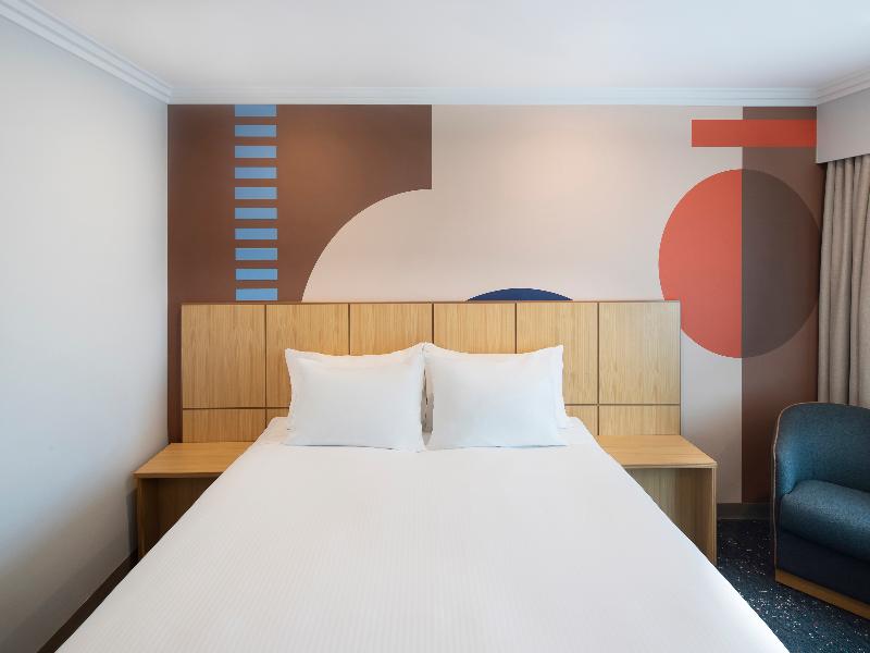 Ibis Styles Sydney Central image