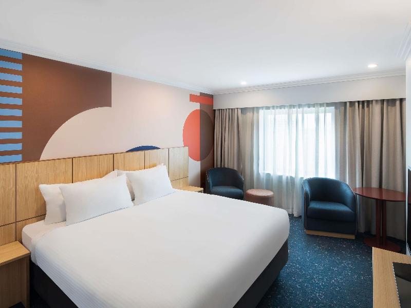 Ibis Styles Sydney Central image