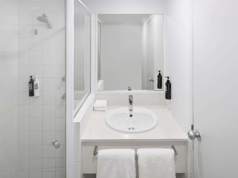 Ibis Styles Sydney Central image