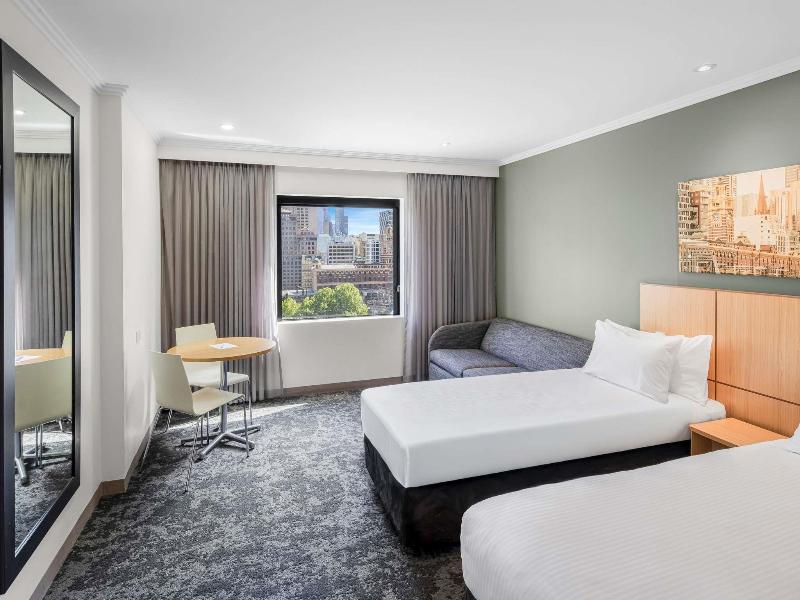 Mercure Melbourne Southbank image