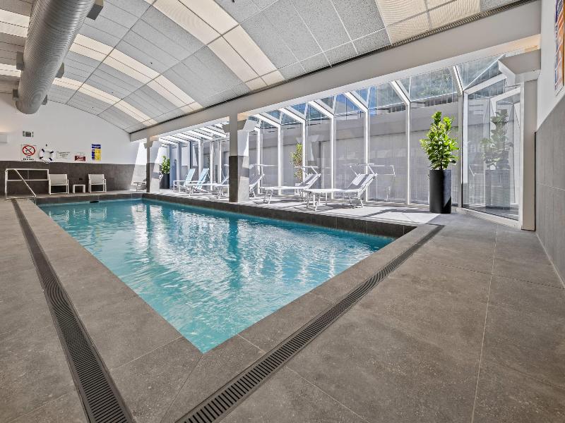 Clarion Suites Gateway image