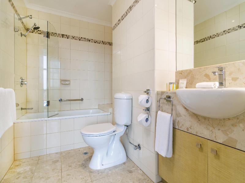 Clarion Suites Gateway image
