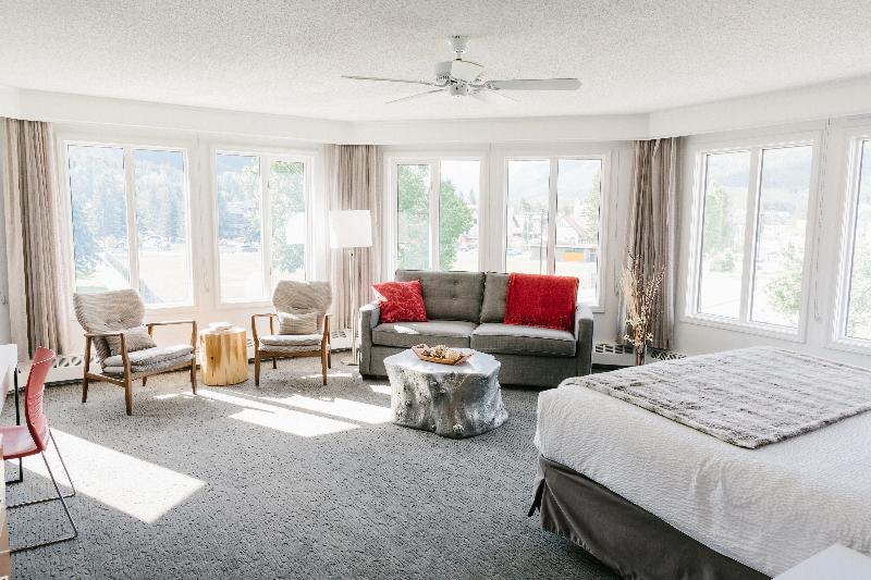 Stay in style at Elk + Avenue Hotel