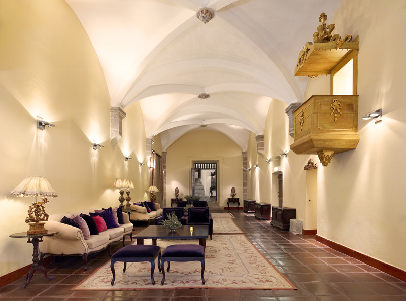 Convento Espinheiro Historical Hotel & Spa 5*