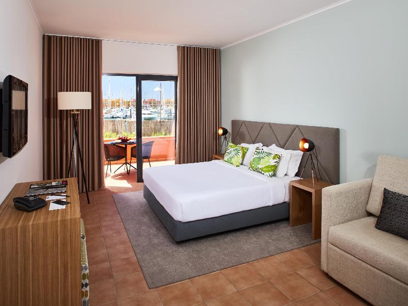 NH Marina Portimão Resort image