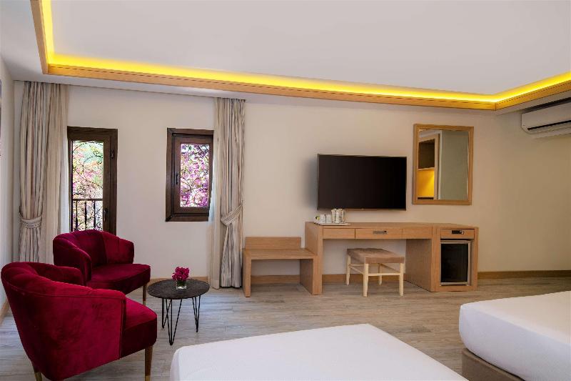 Marina Vista Hotel (Aegean Coast - BJV)