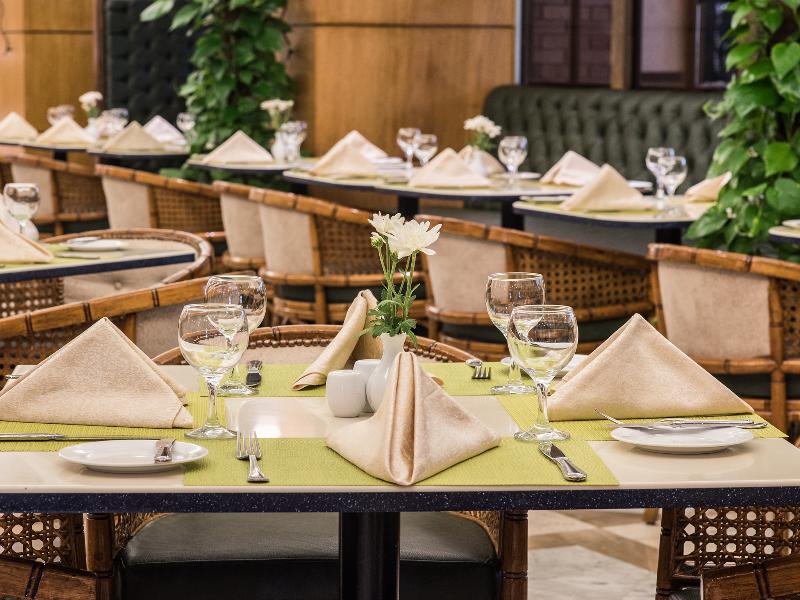 Sonesta Hotel Tower & Casino Cairo — restaurant