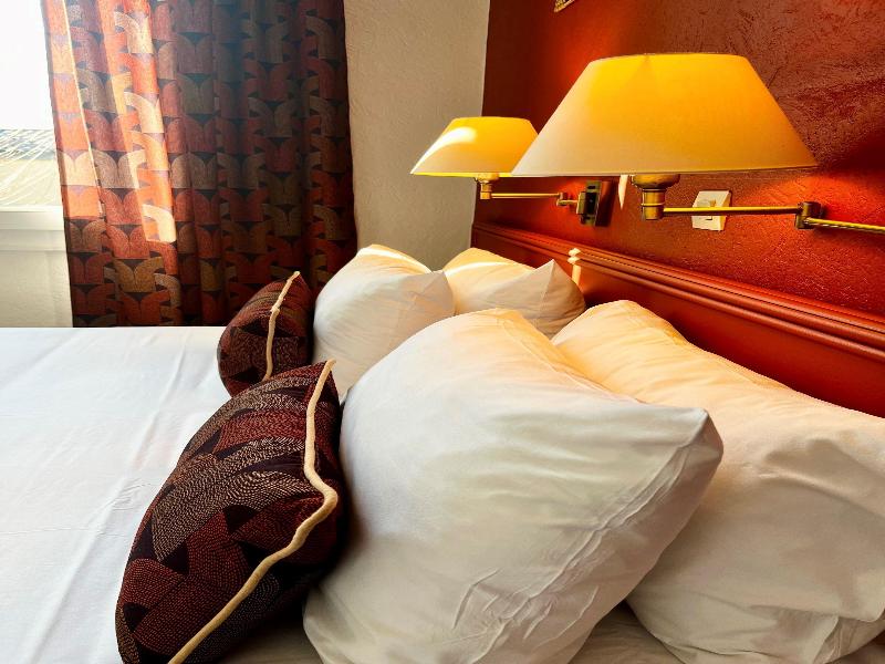 Cit'Hotel Le Louvre image