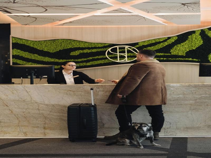 Sens Hotel image