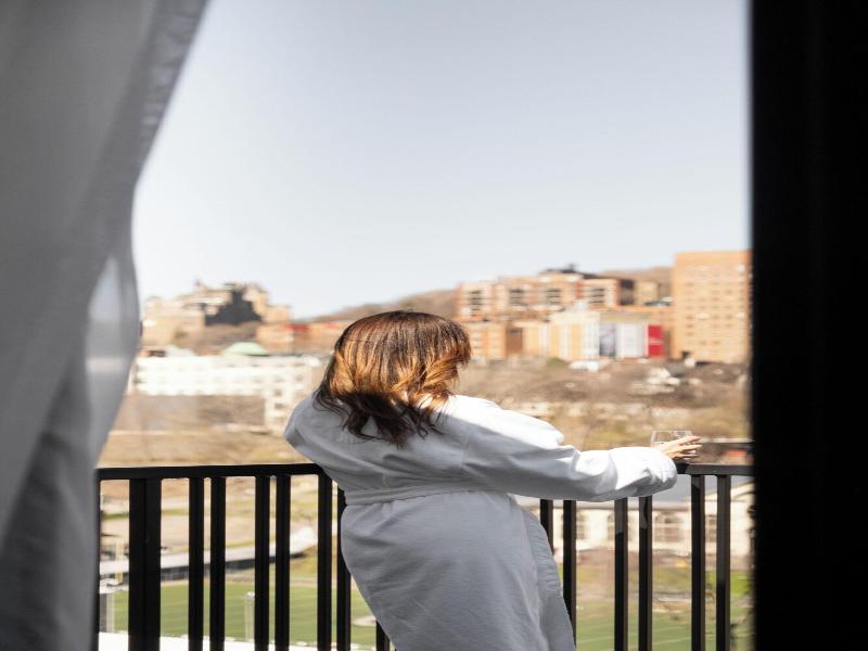 Sens Hotel image