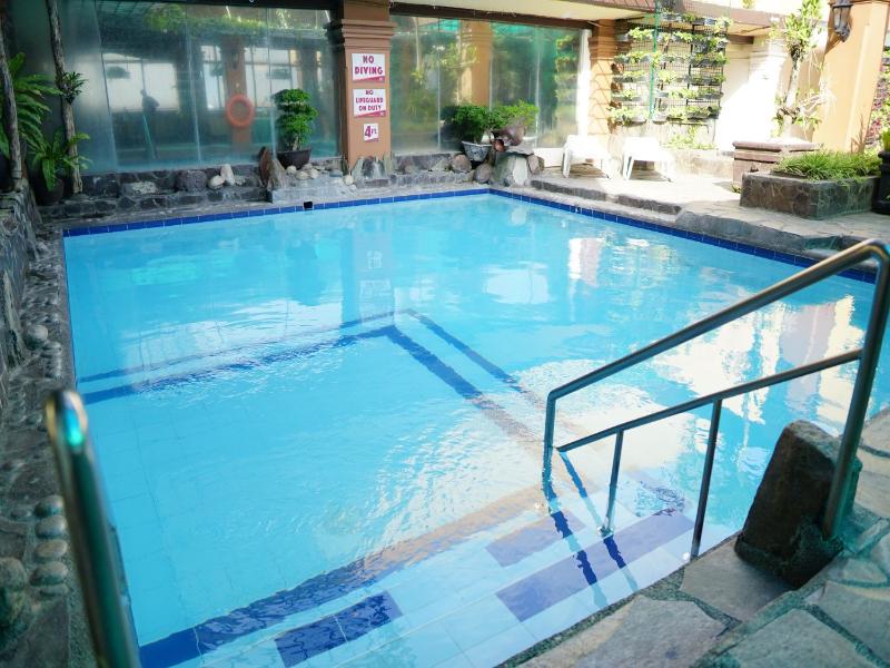 Bayview Park Hotel Manila image