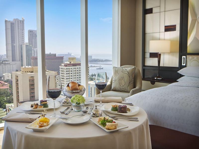 Sheraton Manila Bay image