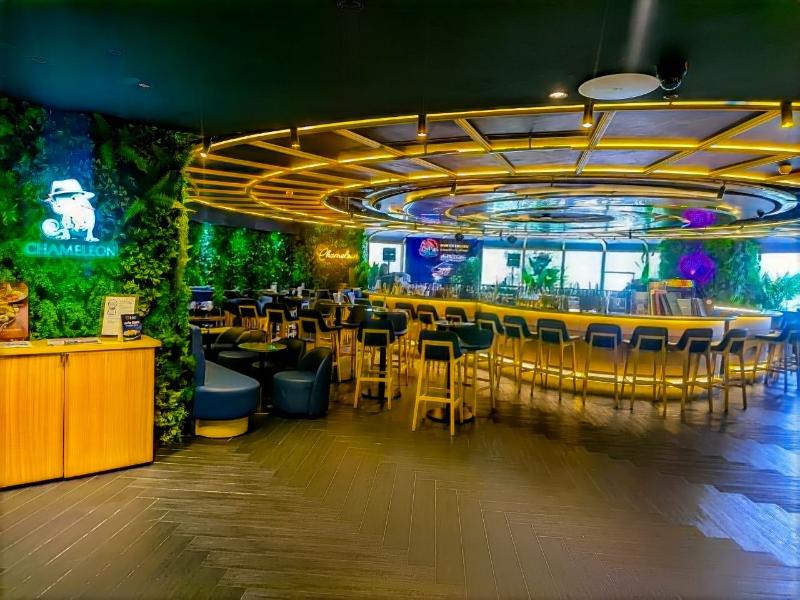 New Coast Hotel Manila image