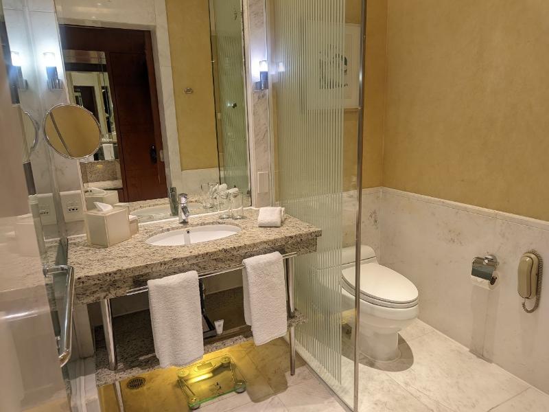 New Coast Hotel Manila image