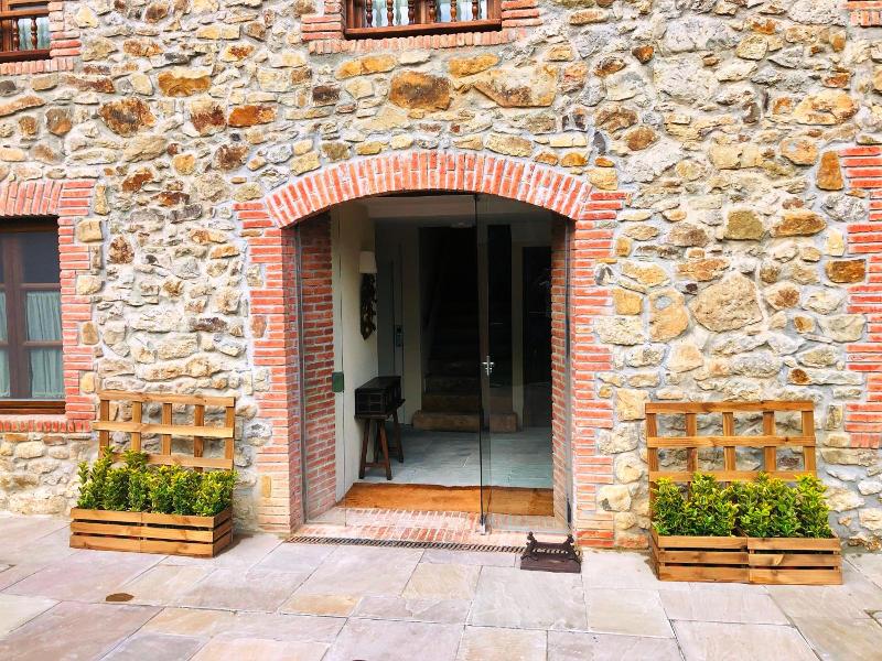 Posada la Torre de la Quintana image