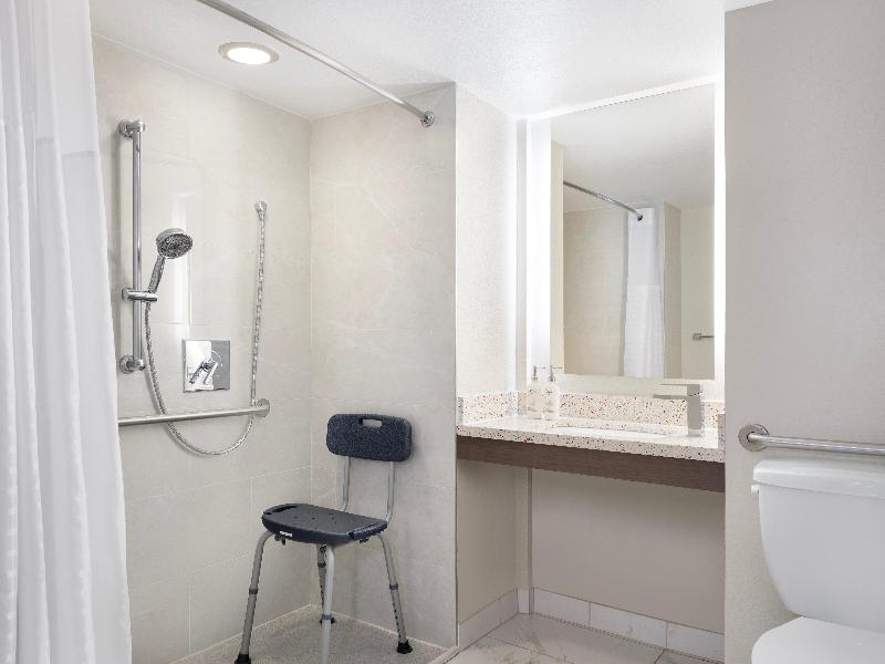 Nickelodeon Family Suites