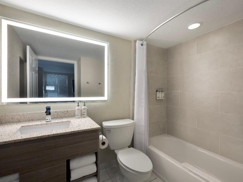 Nickelodeon Family Suites