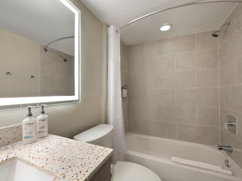 Nickelodeon Family Suites
