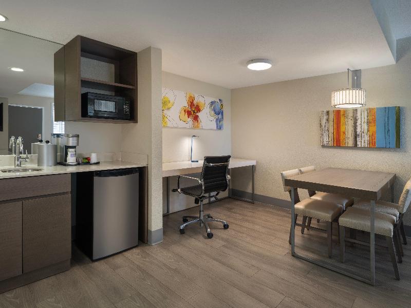 Nickelodeon Family Suites