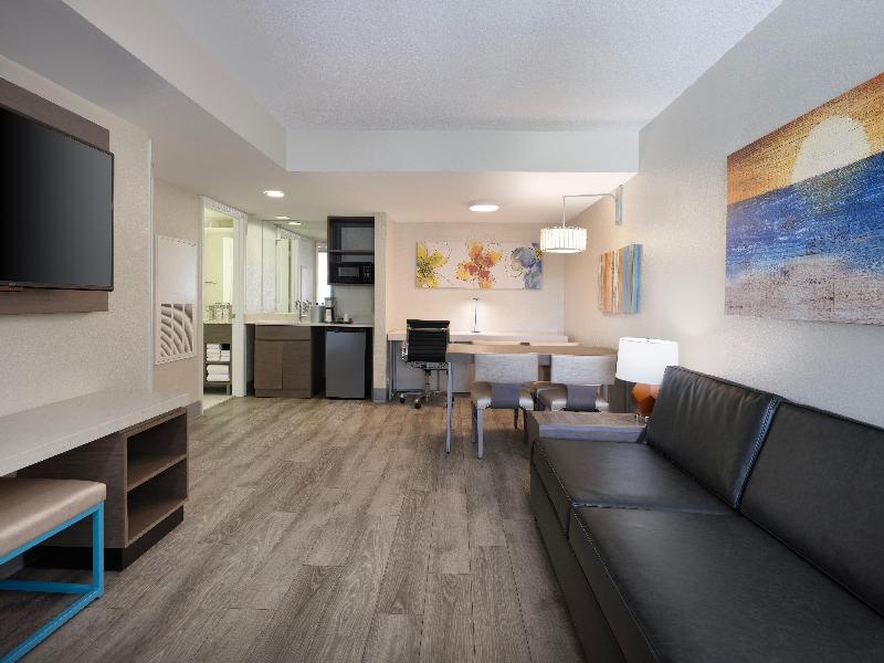 Nickelodeon Family Suites