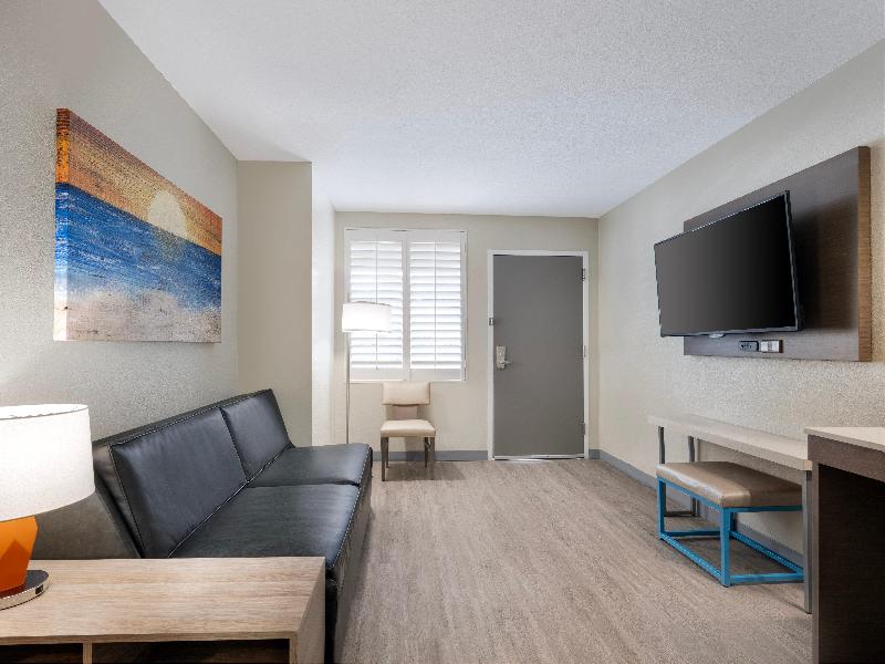 Nickelodeon Family Suites