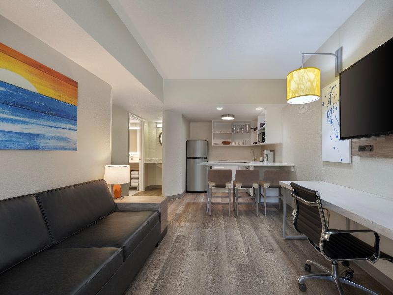 Holiday Inn Resort Orlando Suites Waterpark image