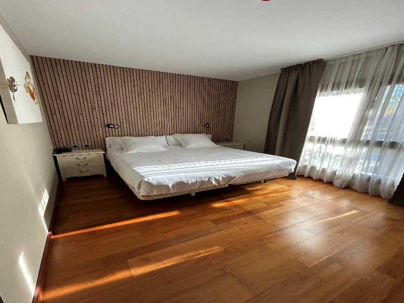 Hotel Blancafort Spa Termal image