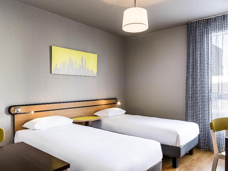 Adagio Access Vanves Porte de Chatillon image
