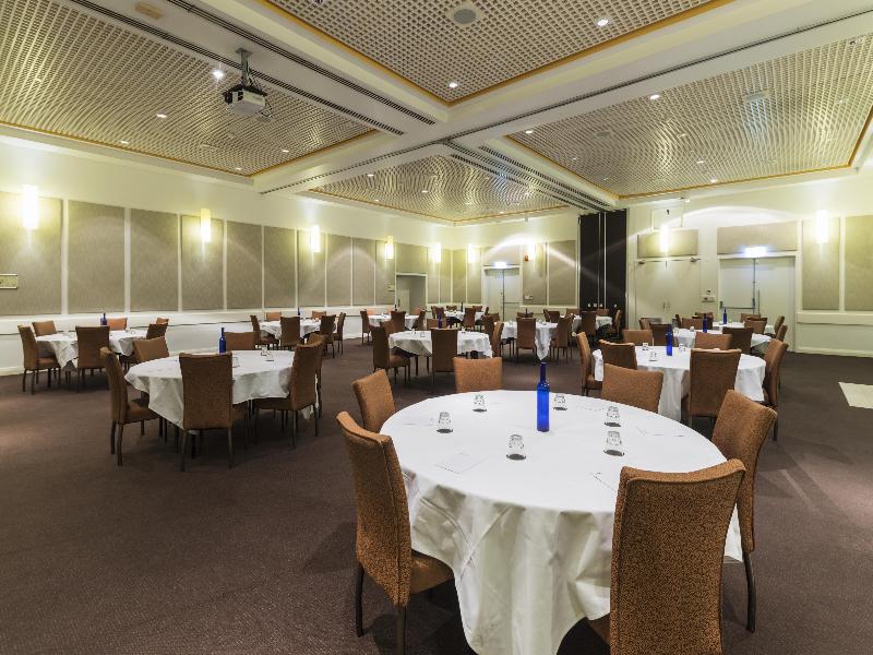 Oaks Port Douglas Resort image