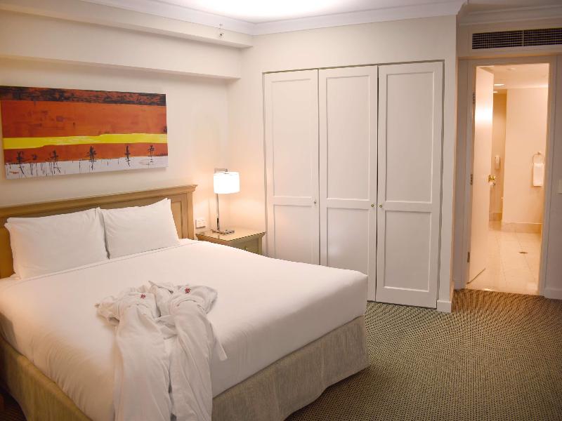 Stamford Plaza Sydney Airport Hotel & Conference image