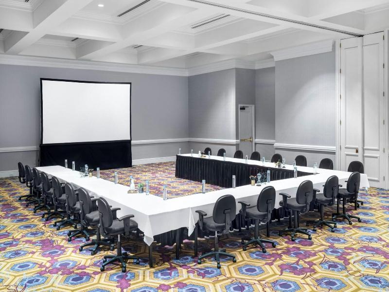 Renaissance Dallas North Hotel image