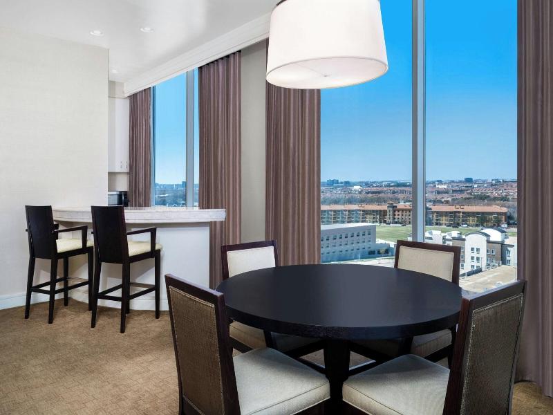 Renaissance Dallas North Hotel image