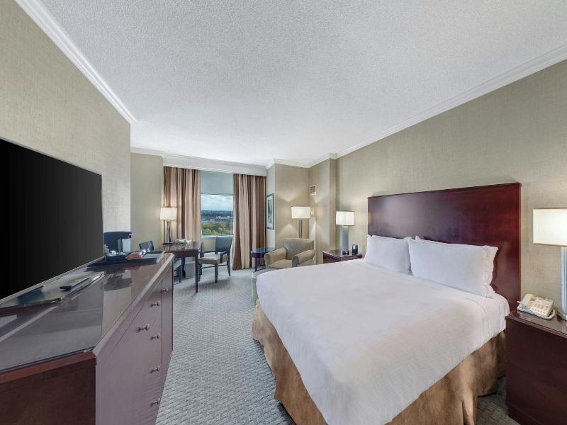 Renaissance Dallas North Hotel image