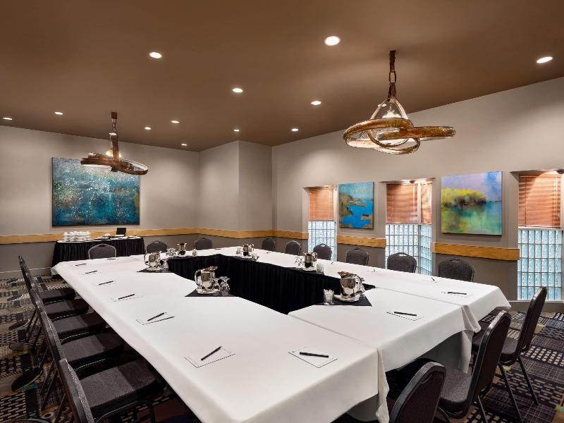 Royal Hotel West Edmonton Trademark Collection