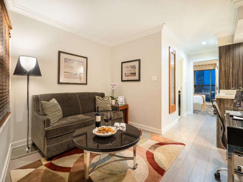 Executive Suites Hotel Metro Vancouver Burnaby image