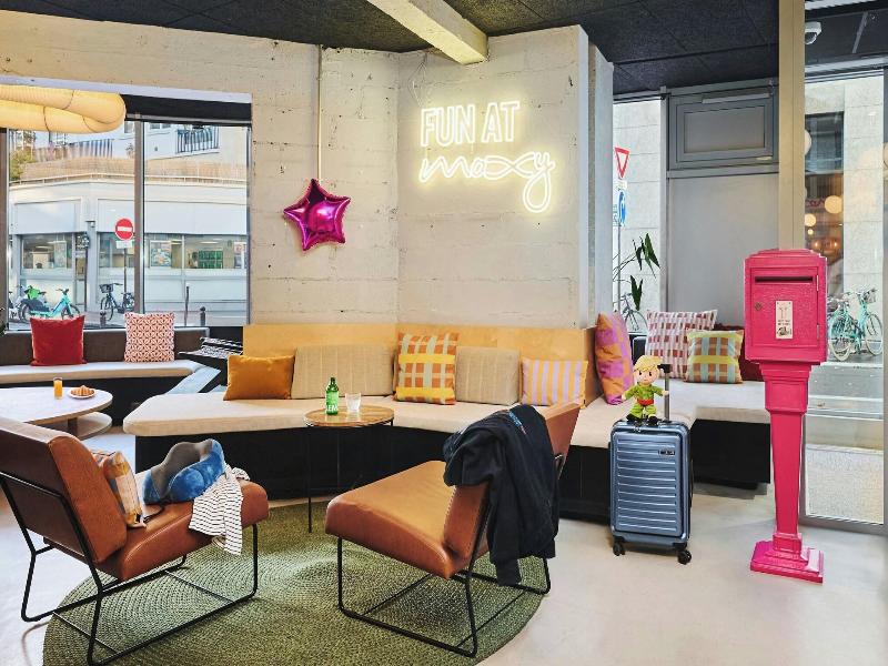 Moxy Paris Bastille image