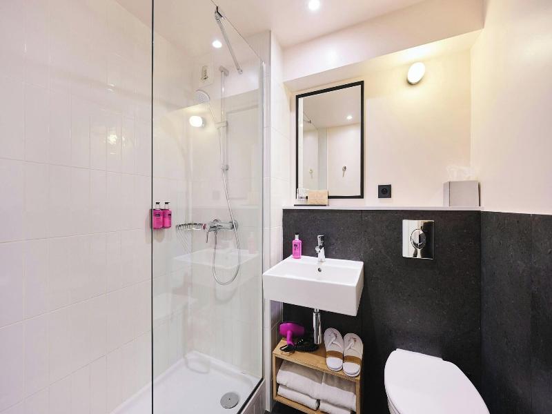 Moxy Paris Bastille image