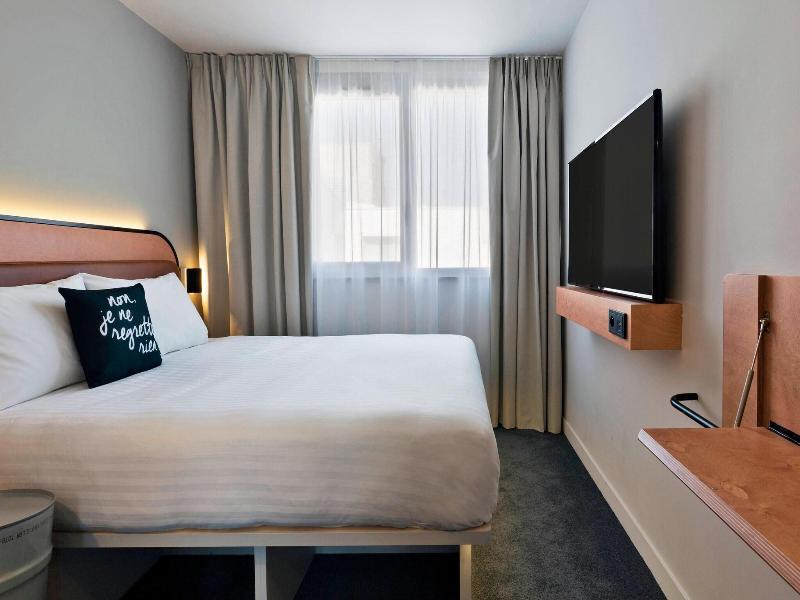 Moxy Paris Bastille image
