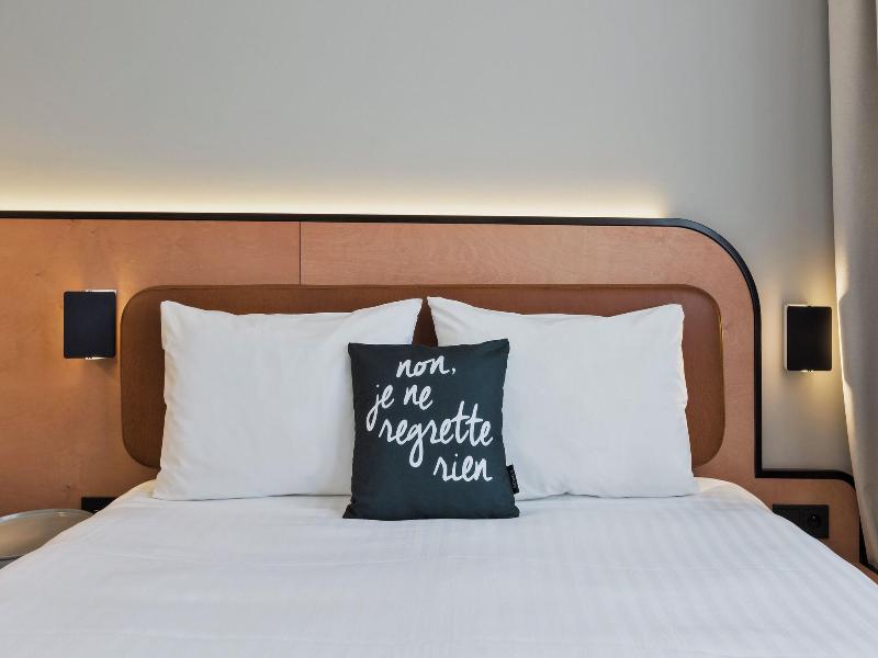 Moxy Paris Bastille image
