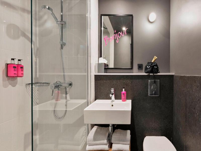 Moxy Paris Bastille image