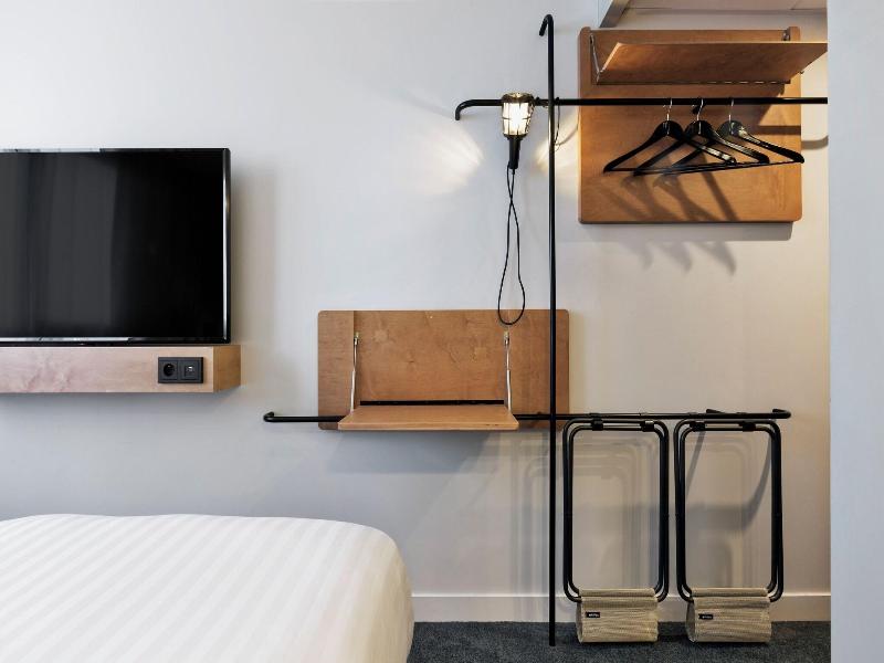 Moxy Paris Bastille image