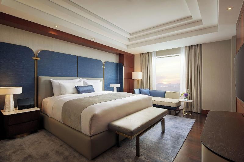 Lotte Hotel World image