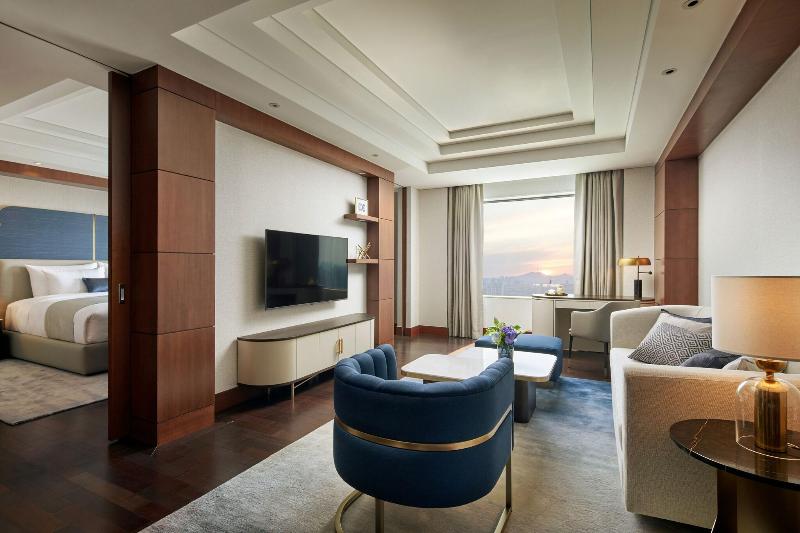 Lotte Hotel World image